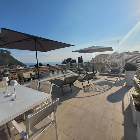 Garda View - Nuovo Appartamento Con Solarium Vista Lago Eksteriør billede
