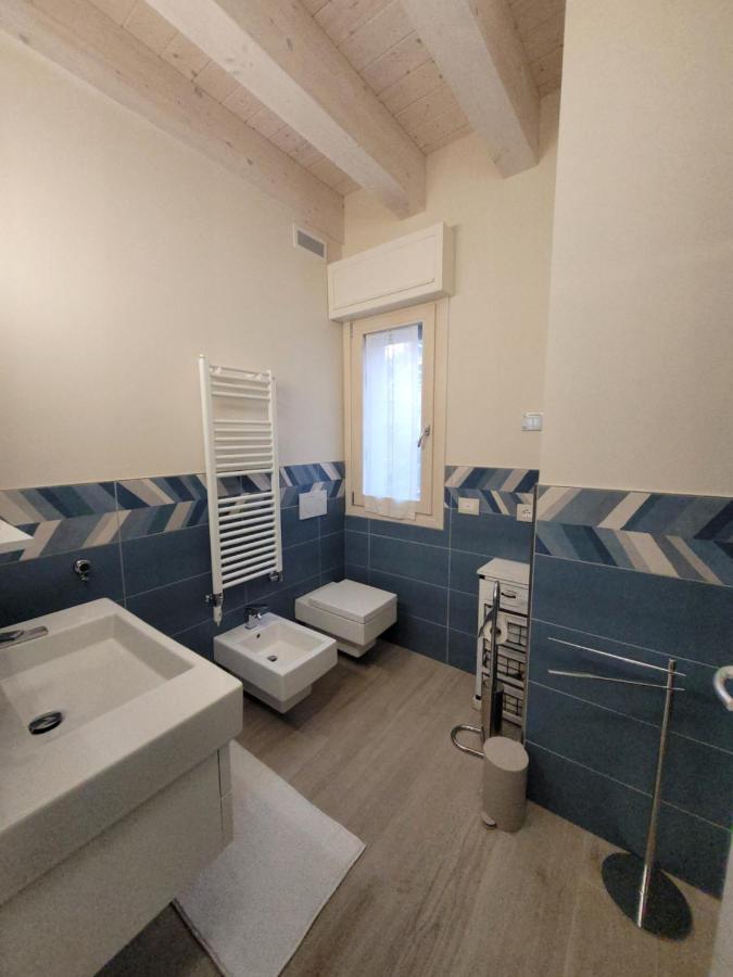 Garda View - Nuovo Appartamento Con Solarium Vista Lago Eksteriør billede